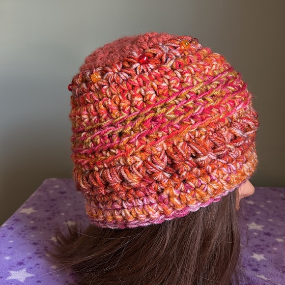 Crochet flower orange beanie medium soft acrylic yarn new - Picture 4 of 9